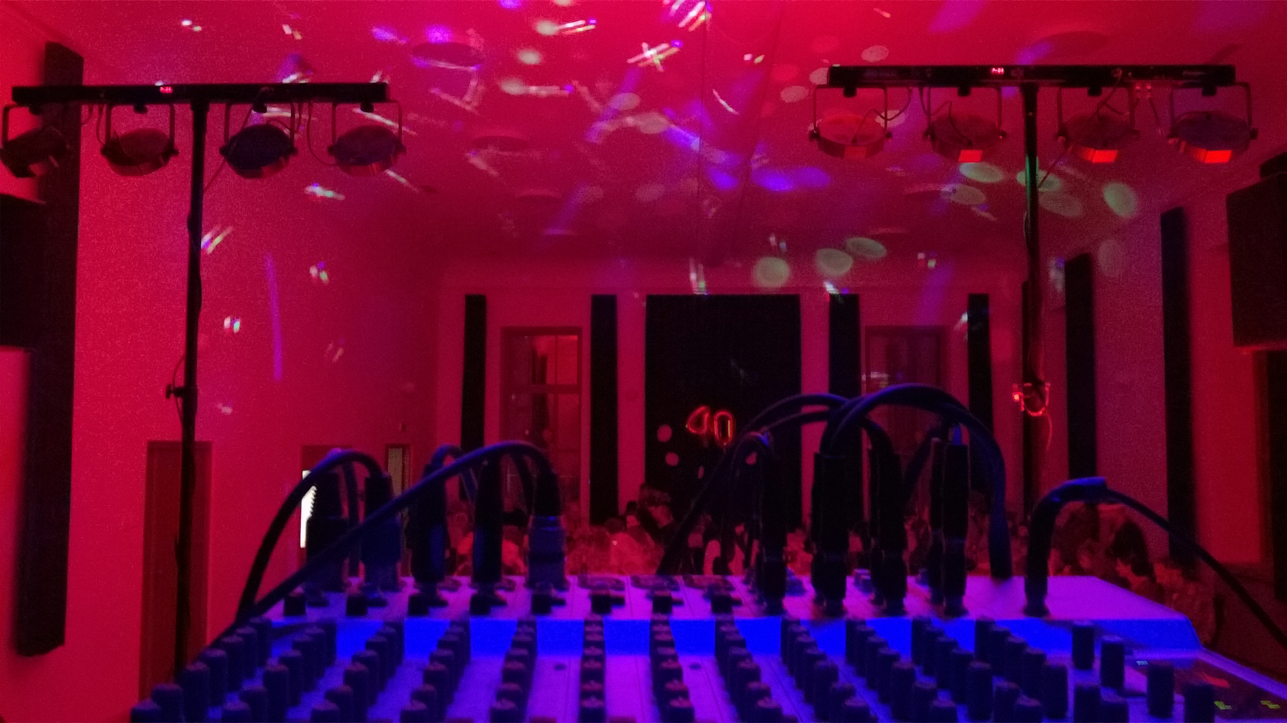 dj na oslavu narozenin