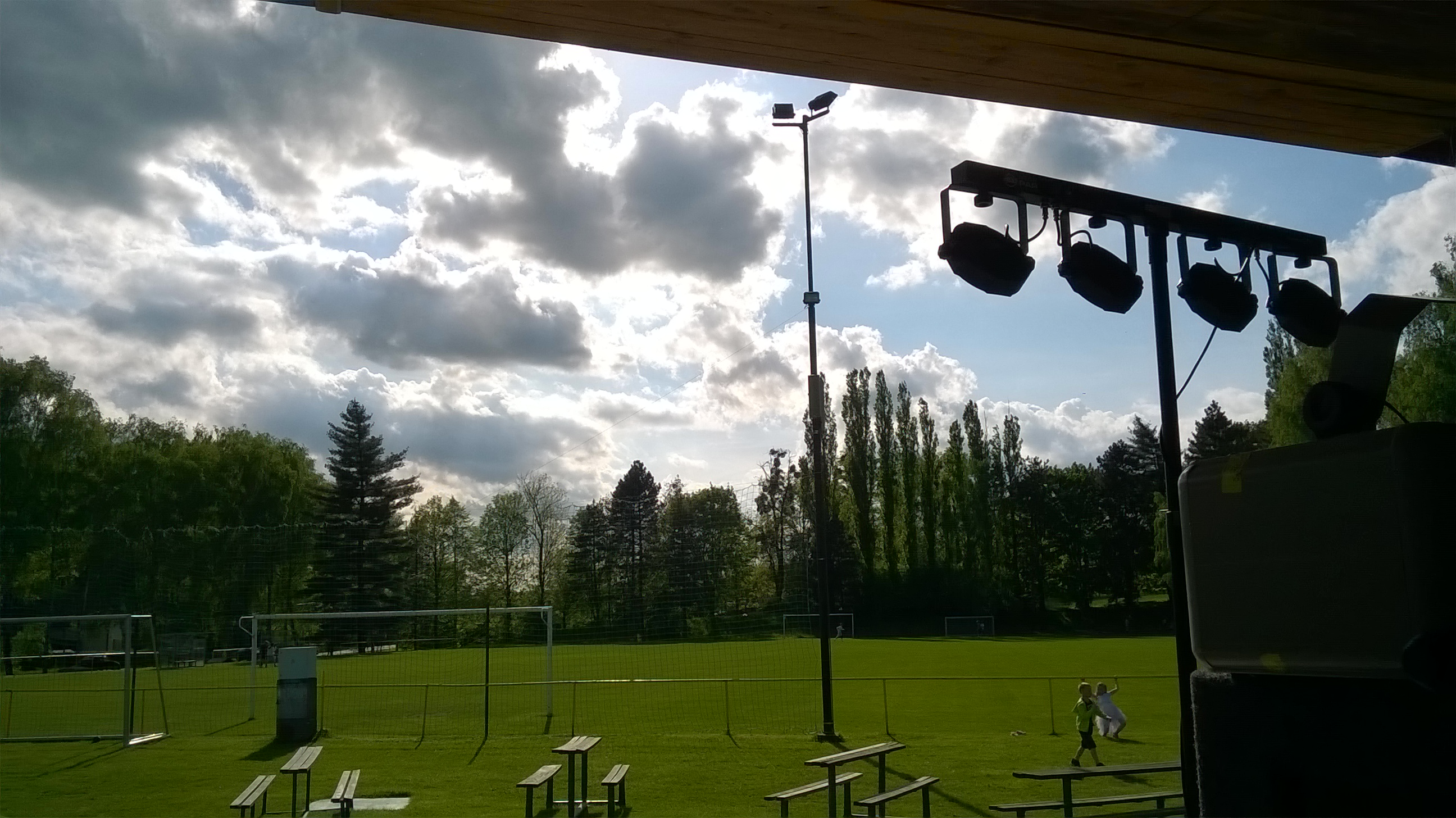 venkovní akce na hřišti dj